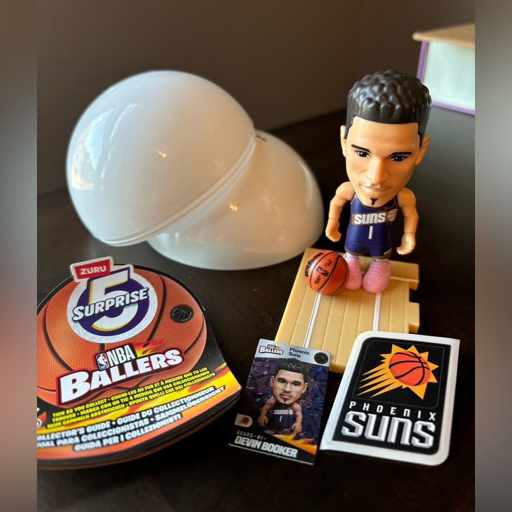 ZURU NBA Ballers 5 Surprise Mystery Figure DEVIN BOOKER, Phoenix Suns